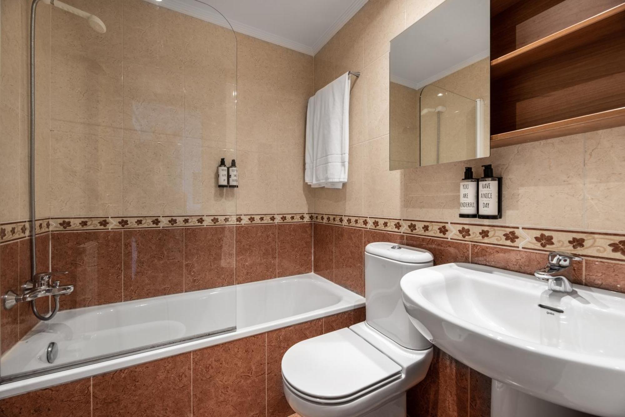 Apartamentos El Cid Burgo Εξωτερικό φωτογραφία