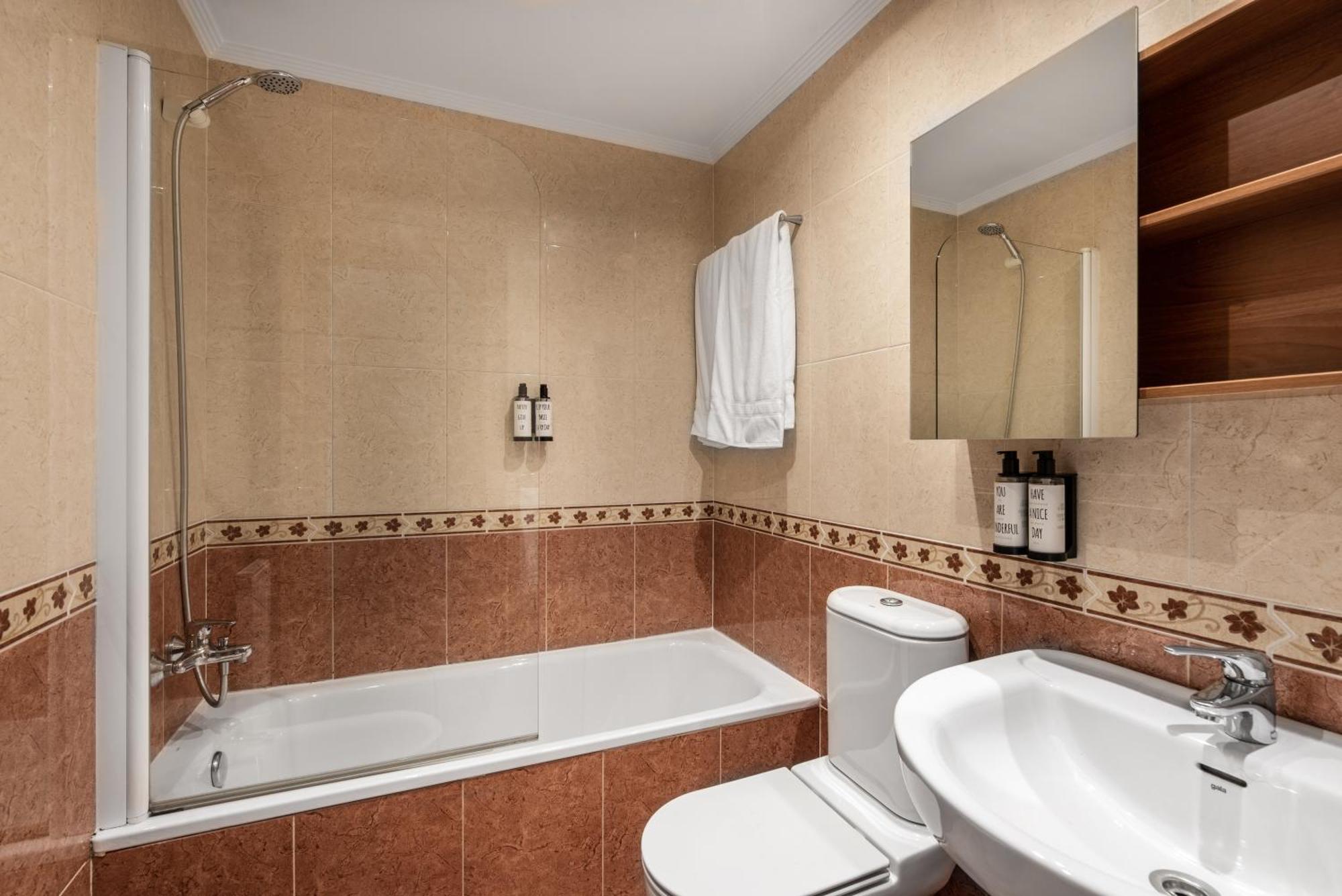 Apartamentos El Cid Burgo Εξωτερικό φωτογραφία